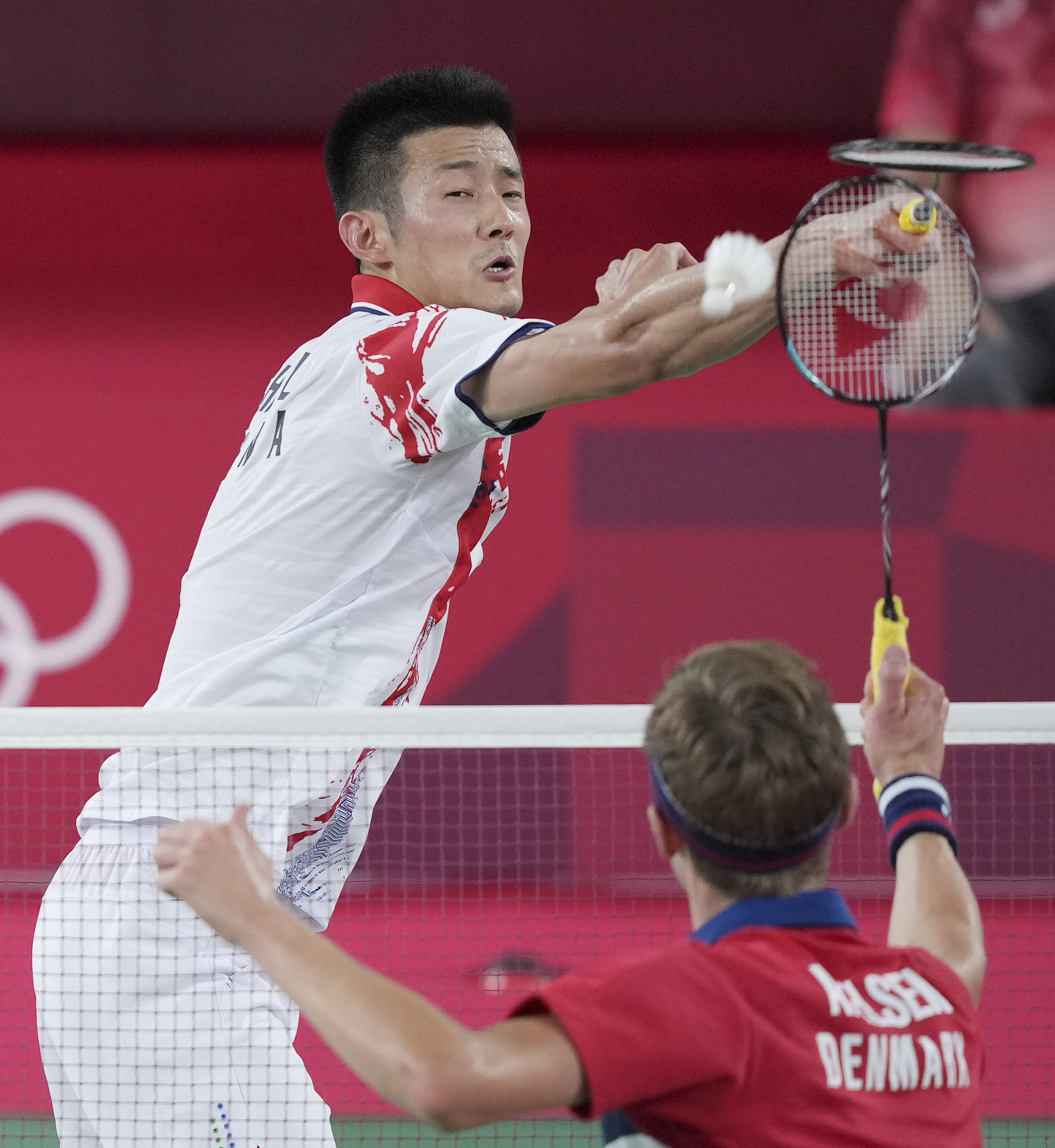 关于韩国羽毛球队力克法国羽毛球队，谌龙高光表现的信息