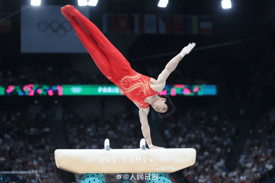 体操双人组合决赛惊险刺激，动作精准的简单介绍