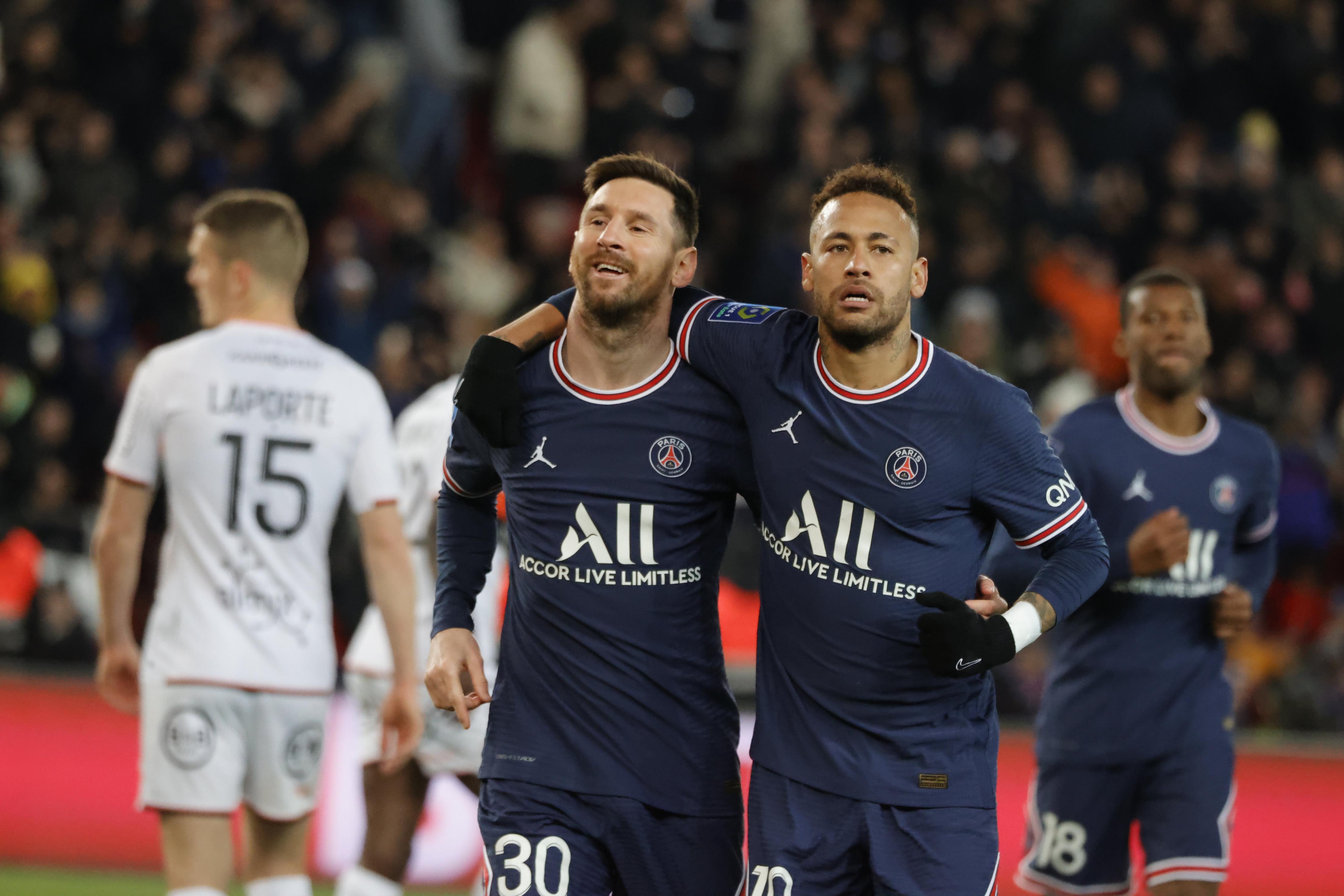 里昂在法国联赛中取得连胜