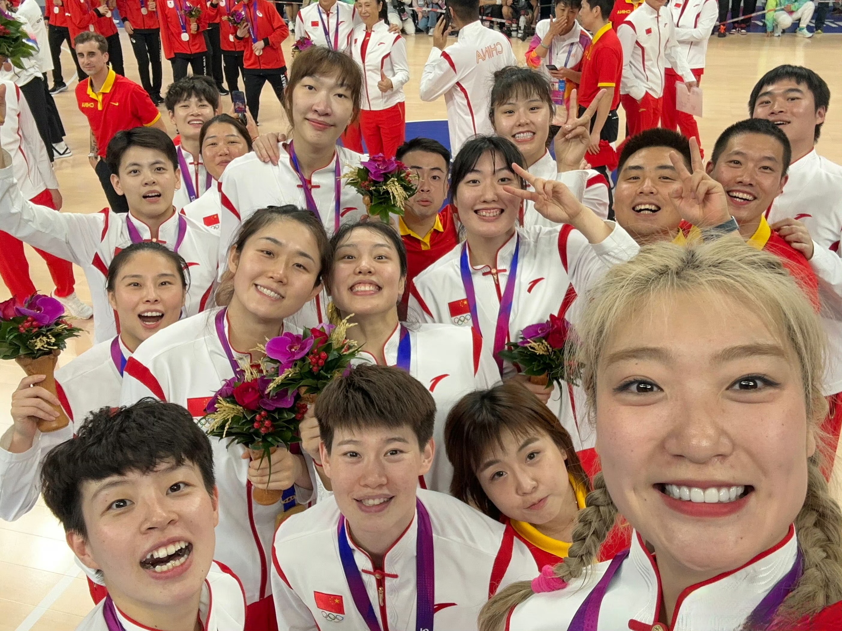 大洋洲队伍集体努力，团结一心斩获金牌的简单介绍