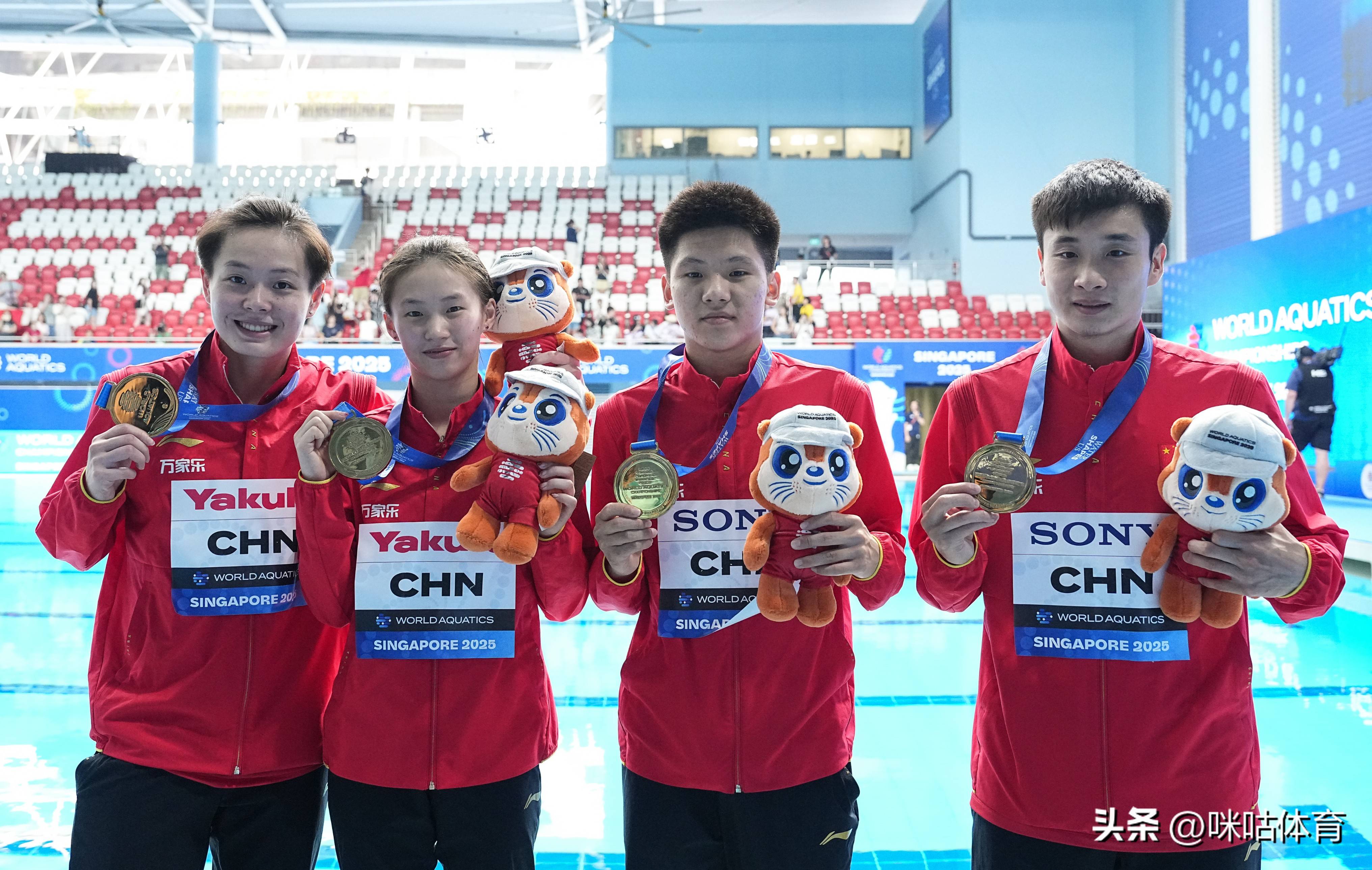 中国游泳队勇夺四枚奖牌，实力惊人
