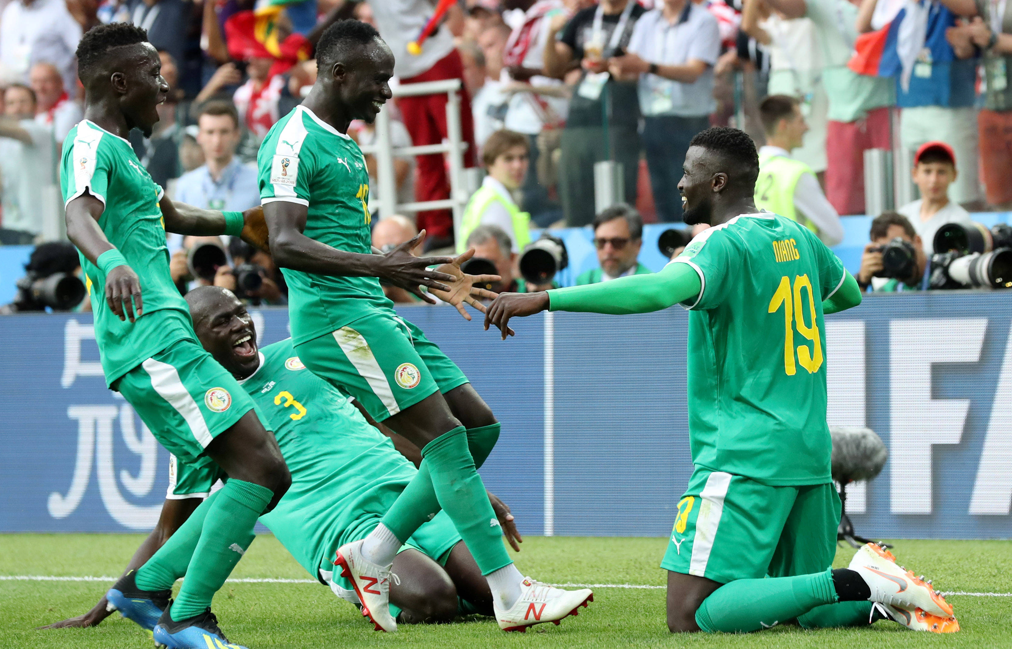 欧国联比赛:塞内加尔队大比分获胜,排名上升 欧国联比赛:塞内加尔队大比分获胜,排名上升