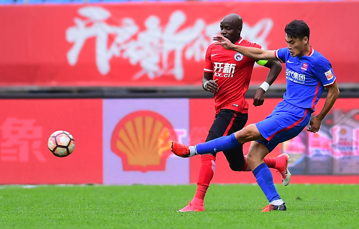 广州队横扫掘金，詹姆斯带队取胜