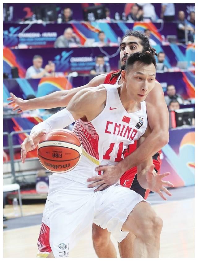 天津队绝杀凯尔特人，易建联扛起全队的简单介绍