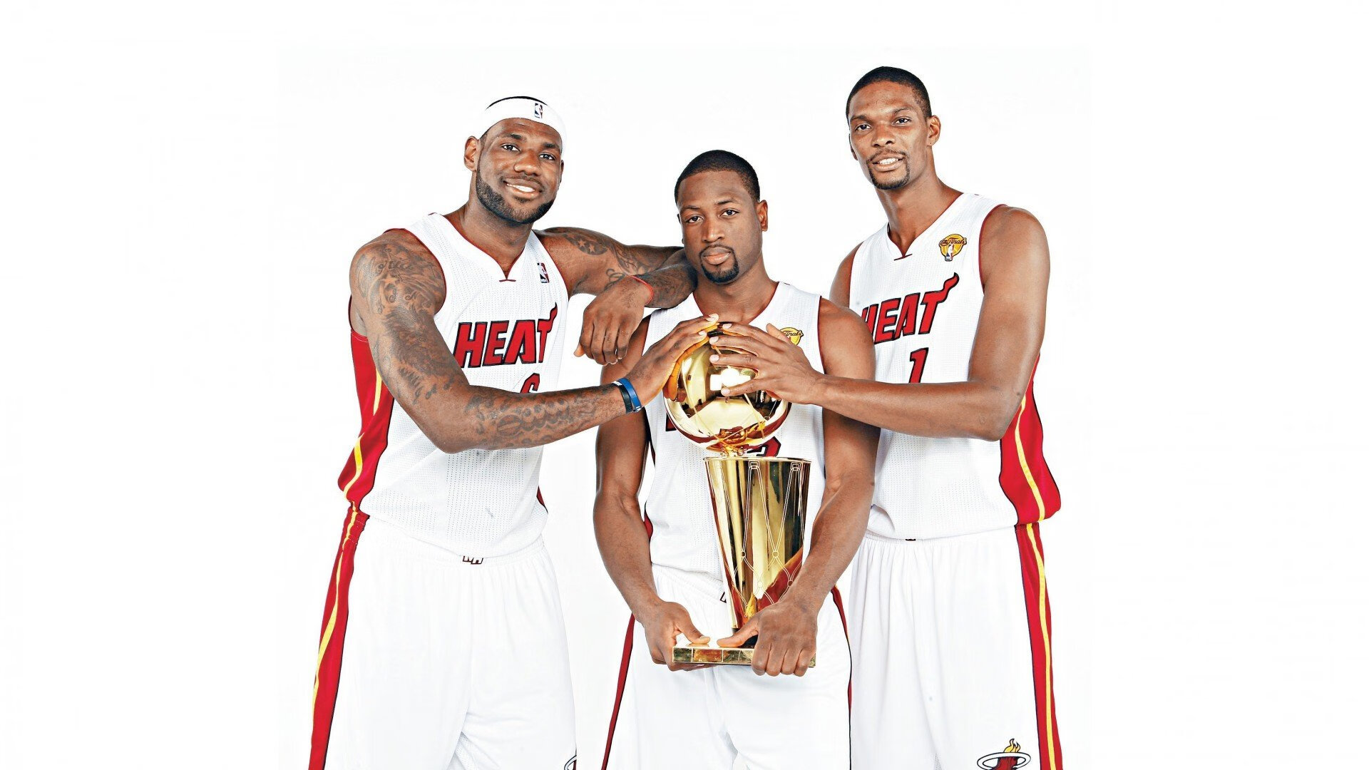 意甲焦点战之夜，浓眉末节接管比赛